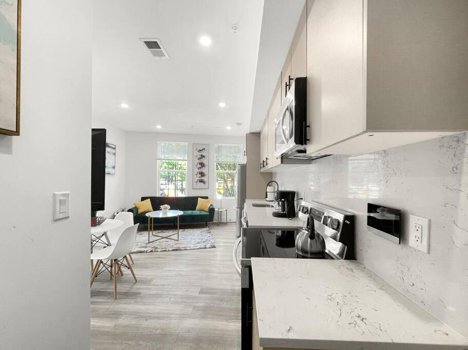 Classy Capitol Hill Apt, Steps From Dc Attraction Washington Eksteriør billede