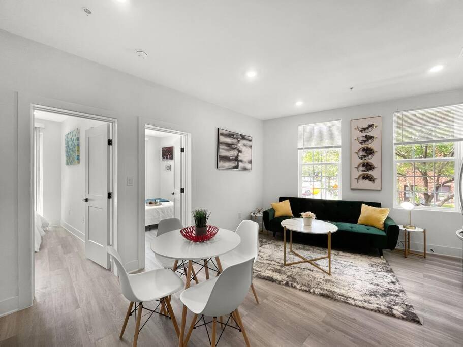 Classy Capitol Hill Apt, Steps From Dc Attraction Washington Eksteriør billede